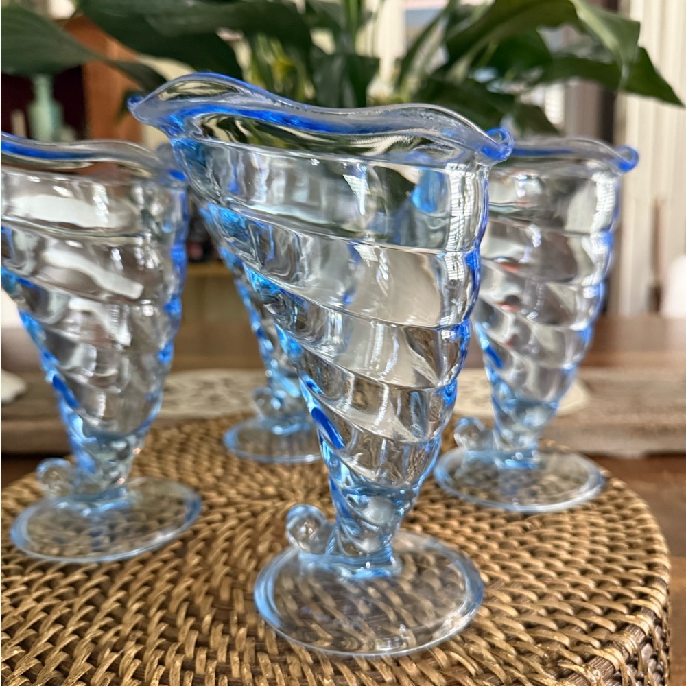 Bromioli Rocco Ice Cream Sundae Dessert Glasses 💙